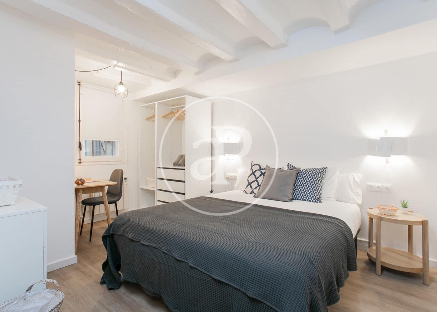 2 bedroom Apartment for sale in Barcelona city - € 260,000 (Ref: 9114355)