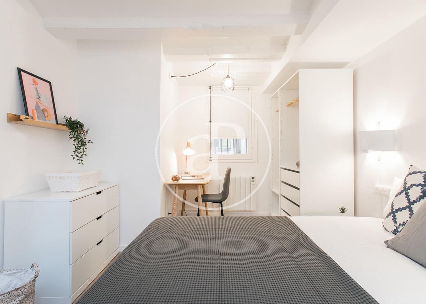 2 bedroom Apartment for sale in Barcelona city - € 260,000 (Ref: 9114355)