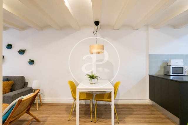 2 soveværelse Lejlighed til salg i El Raval, Barcelona by - € 260.000 (Ref: 9114355)