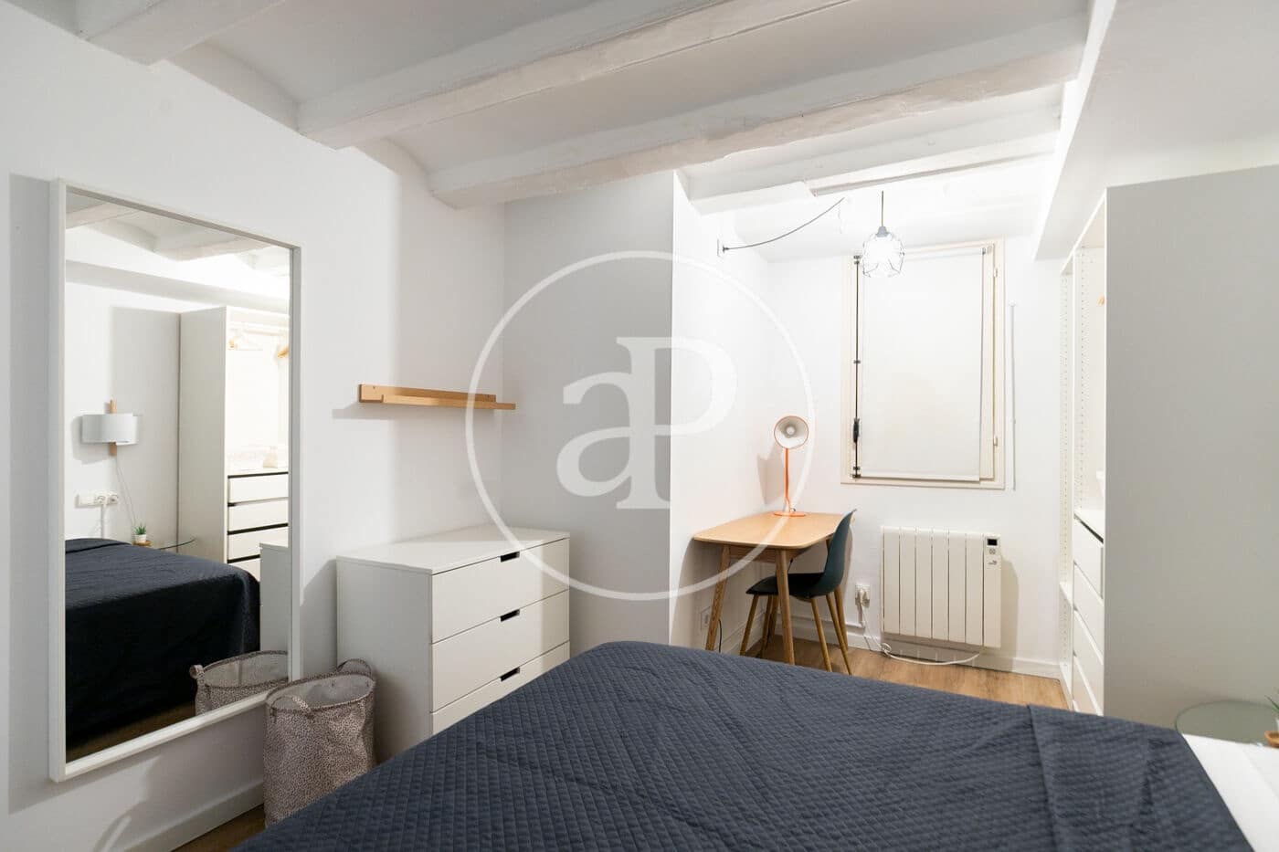 2 bedroom Apartment for sale in Barcelona city - € 260,000 (Ref: 9114355)
