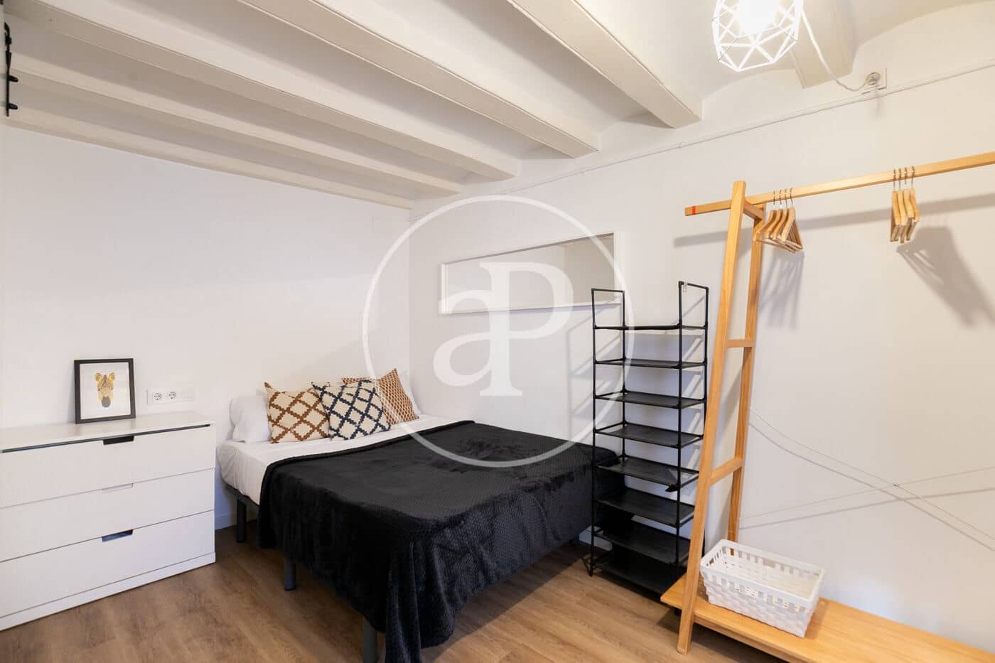 2 bedroom Apartment for sale in Barcelona city - € 260,000 (Ref: 9114355)