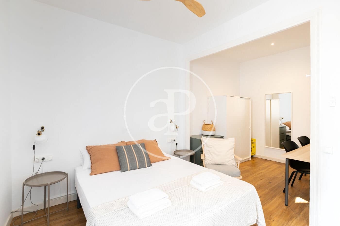 2 sovrum Lägenhet till salu i Barcelona stad - 273 000 € (Ref: 9114357)