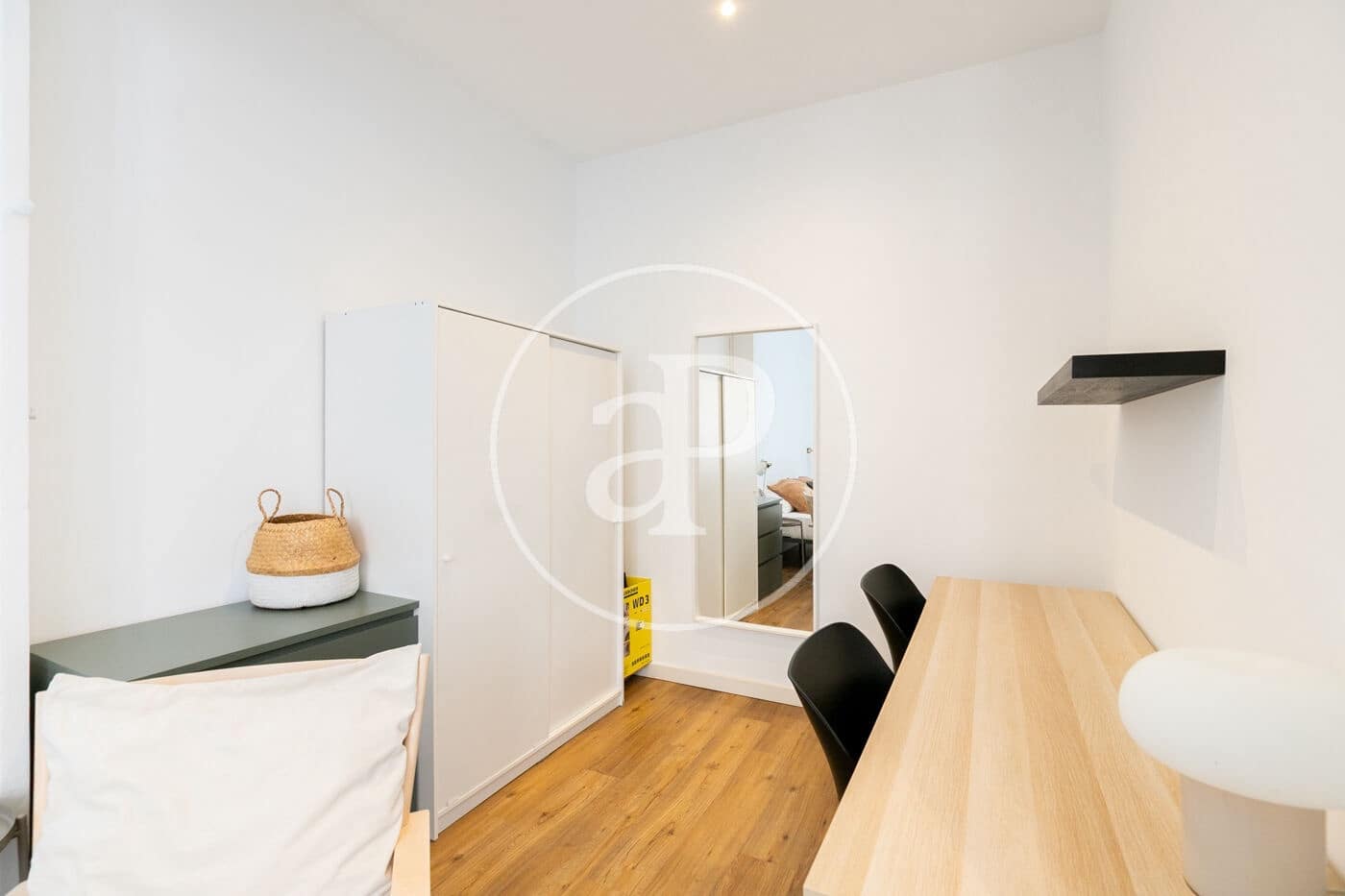 2 sovrum Lägenhet till salu i Barcelona stad - 273 000 € (Ref: 9114357)
