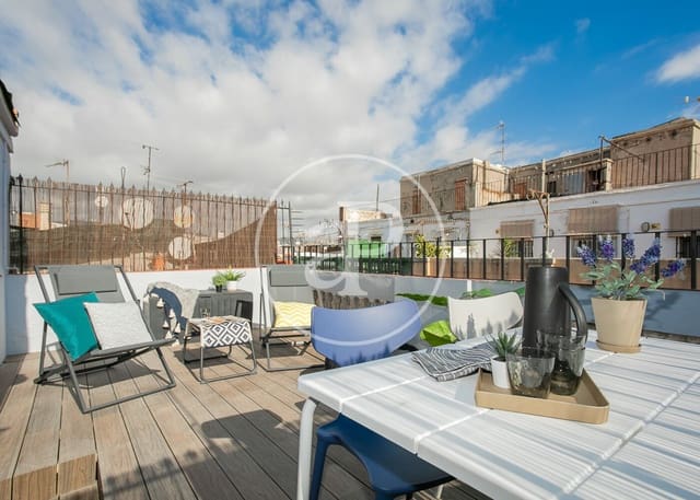 2 makuuhuone Kattohuoneisto myytävänä paikassa El Raval, Barcelona kaupunki - 355 000 € (Ref: 9114360)