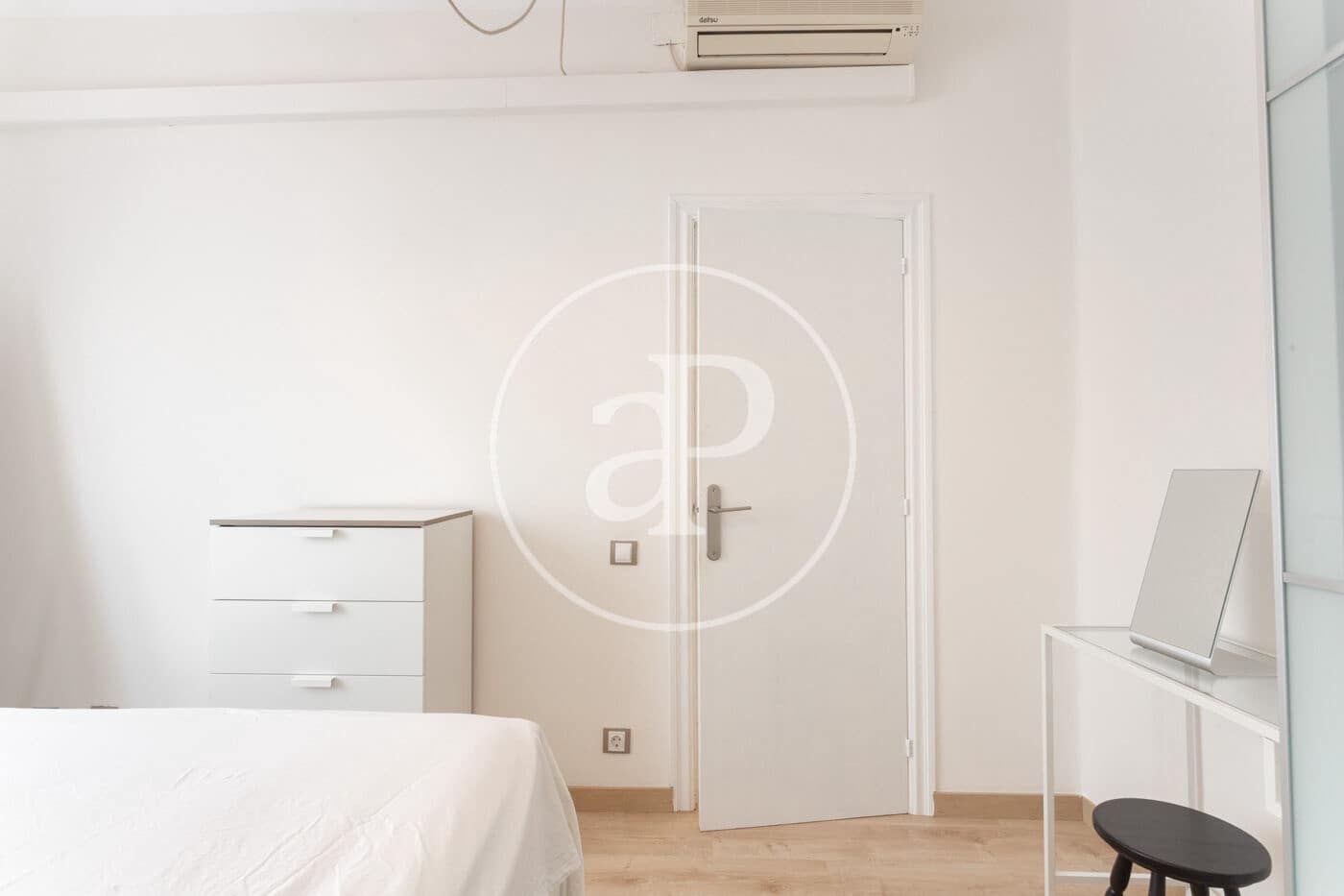 2 quarto Apartamento para arrendar em Barcelona cidade - 1 700 € (Ref: 9119081)