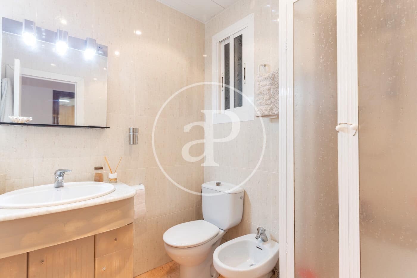 2 quarto Apartamento para arrendar em Barcelona cidade - 1 700 € (Ref: 9119081)