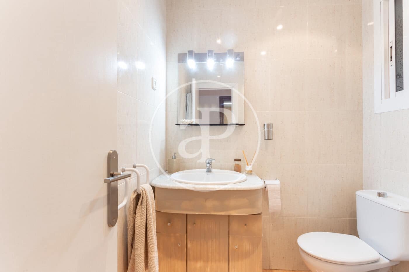2 quarto Apartamento para arrendar em Barcelona cidade - 1 700 € (Ref: 9119081)