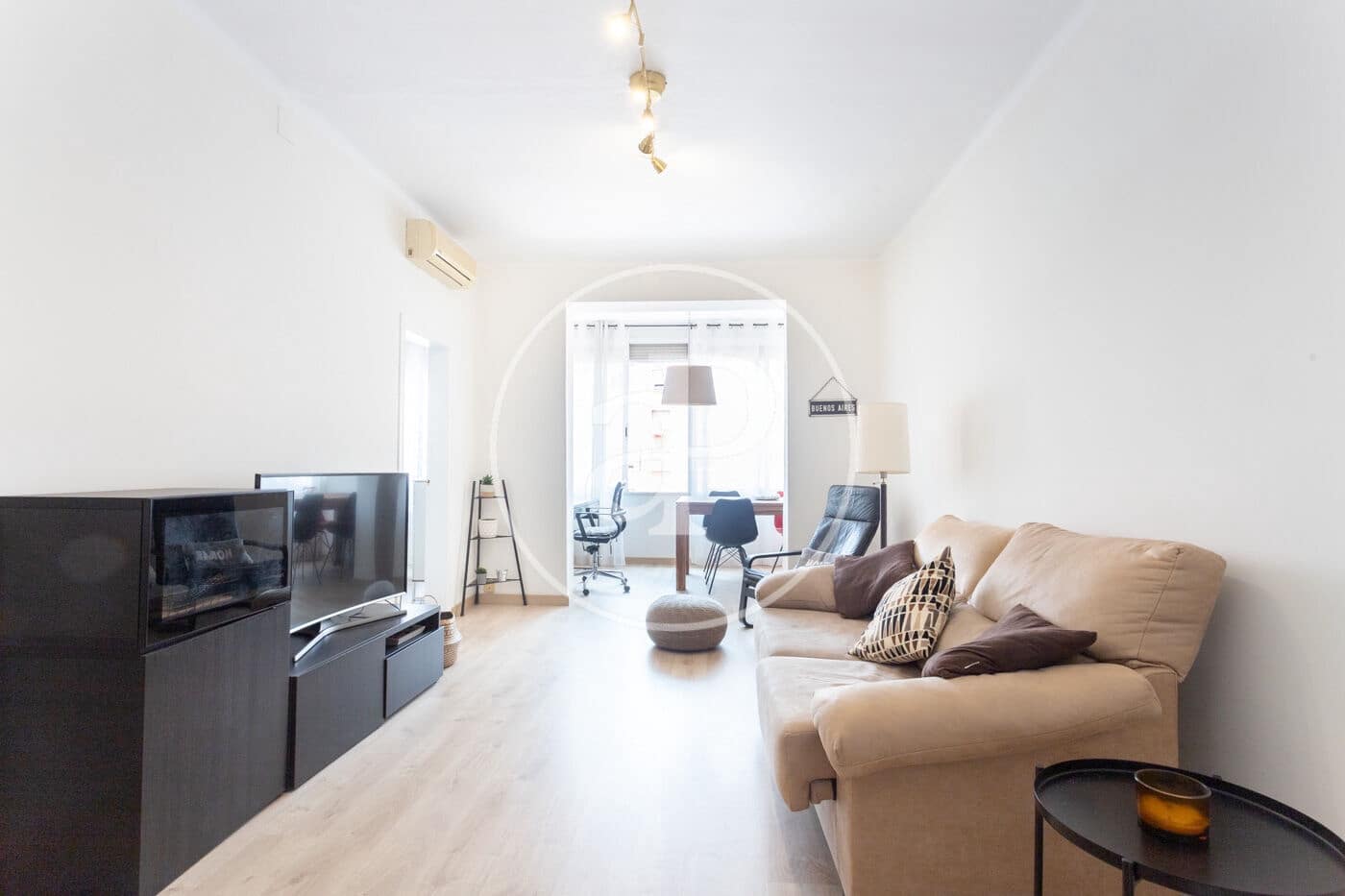 2 quarto Apartamento para arrendar em Barcelona cidade - 1 700 € (Ref: 9119081)