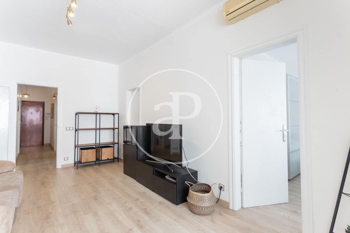 2 quarto Apartamento para arrendar em Barcelona cidade - 1 700 € (Ref: 9119081)
