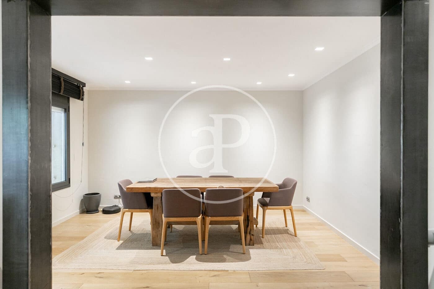 5 soveværelse Lejlighed til salg i Barcelona by - € 1.550.000 (Ref: 9119086)