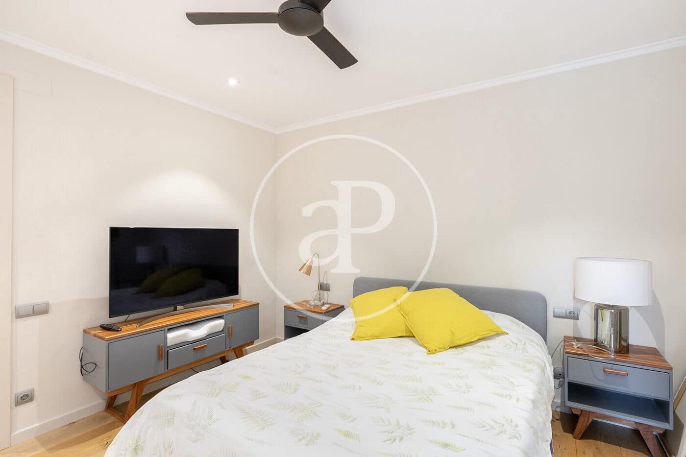 5 soveværelse Lejlighed til salg i Barcelona by - € 1.550.000 (Ref: 9119086)