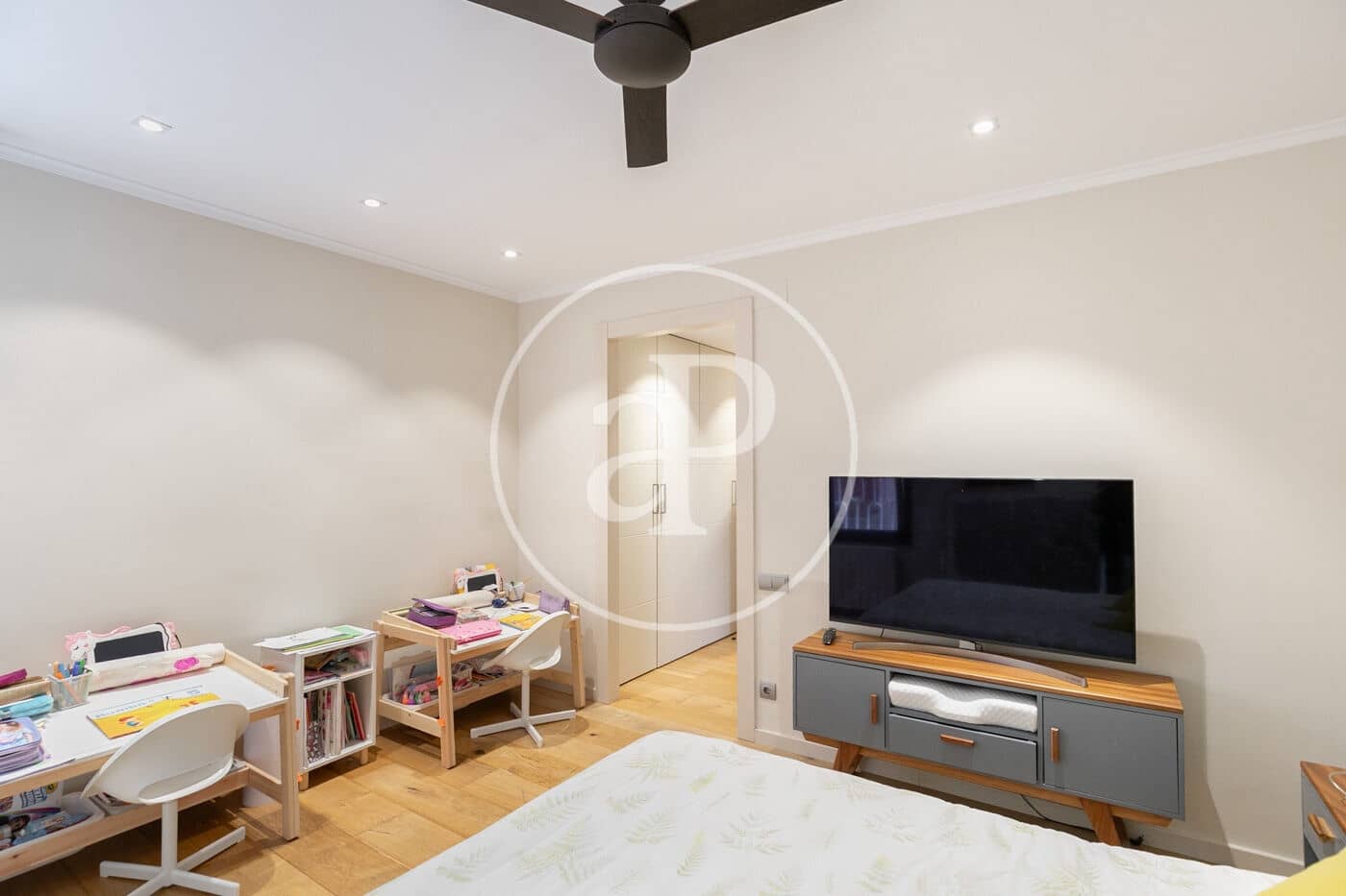 5 soveværelse Lejlighed til salg i Barcelona by - € 1.550.000 (Ref: 9119086)