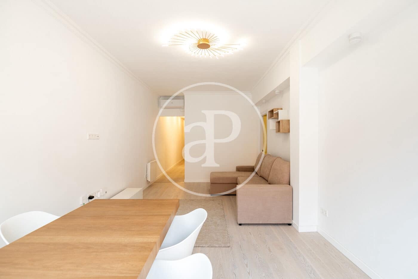 4 soveværelse Lejlighed til salg i Barcelona by - € 775.000 (Ref: 9125347)