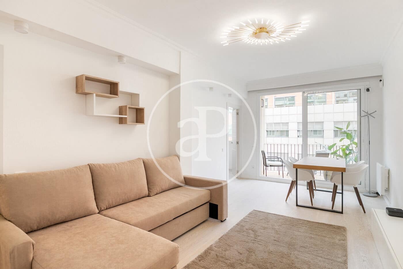 4 soveværelse Lejlighed til salg i Barcelona by - € 775.000 (Ref: 9125347)