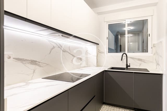 4 soverom Leilighet til salgs i L'Antiga Esquerra de L'Eixample, Barcelona by - € 750 000 (Ref: 9125347)