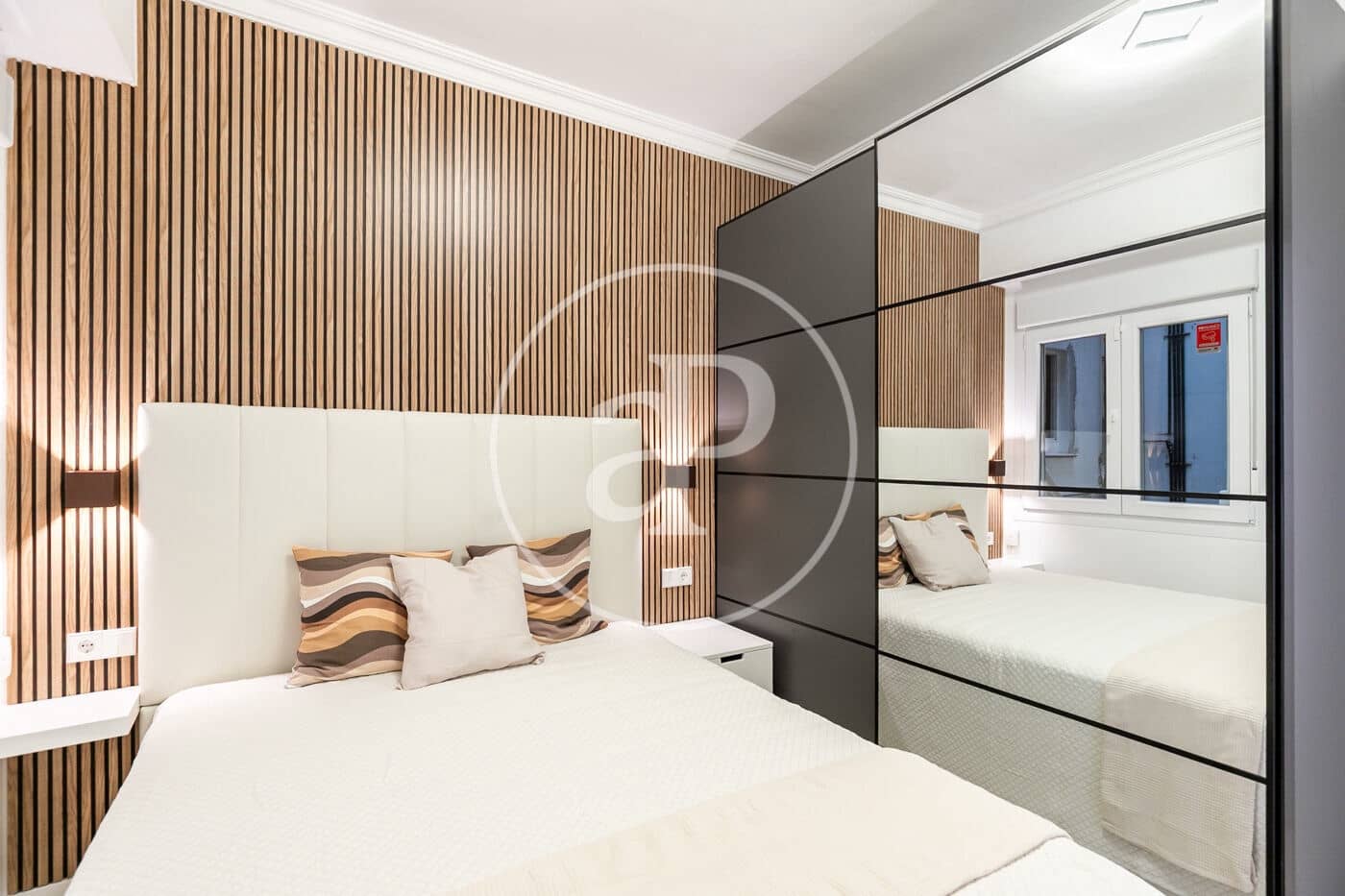 4 soveværelse Lejlighed til salg i Barcelona by - € 775.000 (Ref: 9125347)