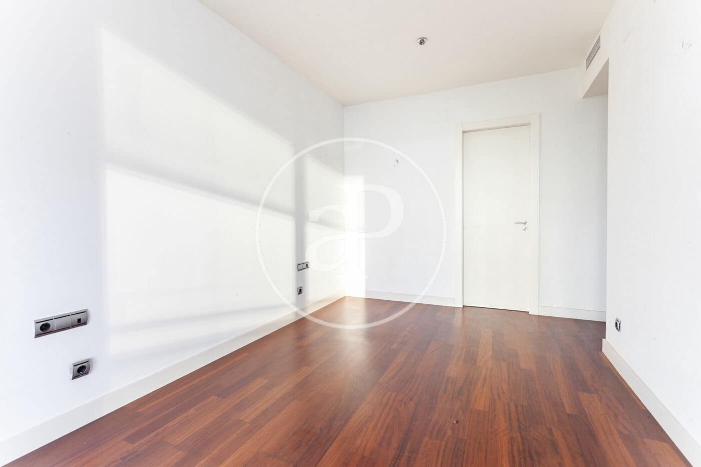 4 sypialnia Apartament na sprzedaż w Miasto Barcelona z basenem - 1 460 000 € (Ref: 9126110)