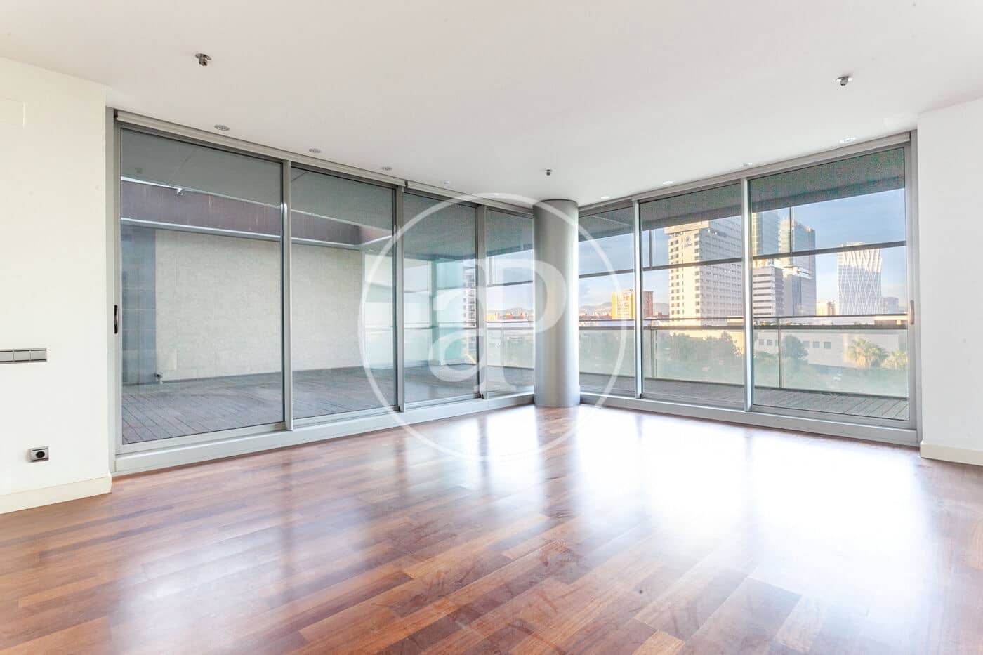 4 sypialnia Apartament na sprzedaż w Miasto Barcelona z basenem - 1 460 000 € (Ref: 9126110)