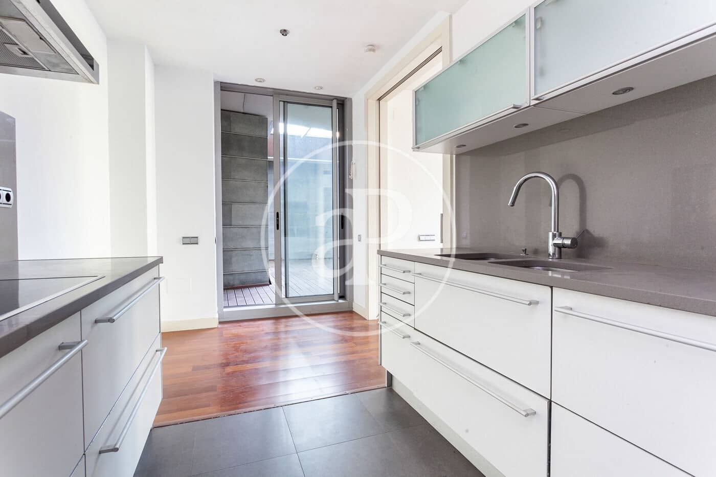 4 sypialnia Apartament na sprzedaż w Miasto Barcelona z basenem - 1 460 000 € (Ref: 9126110)