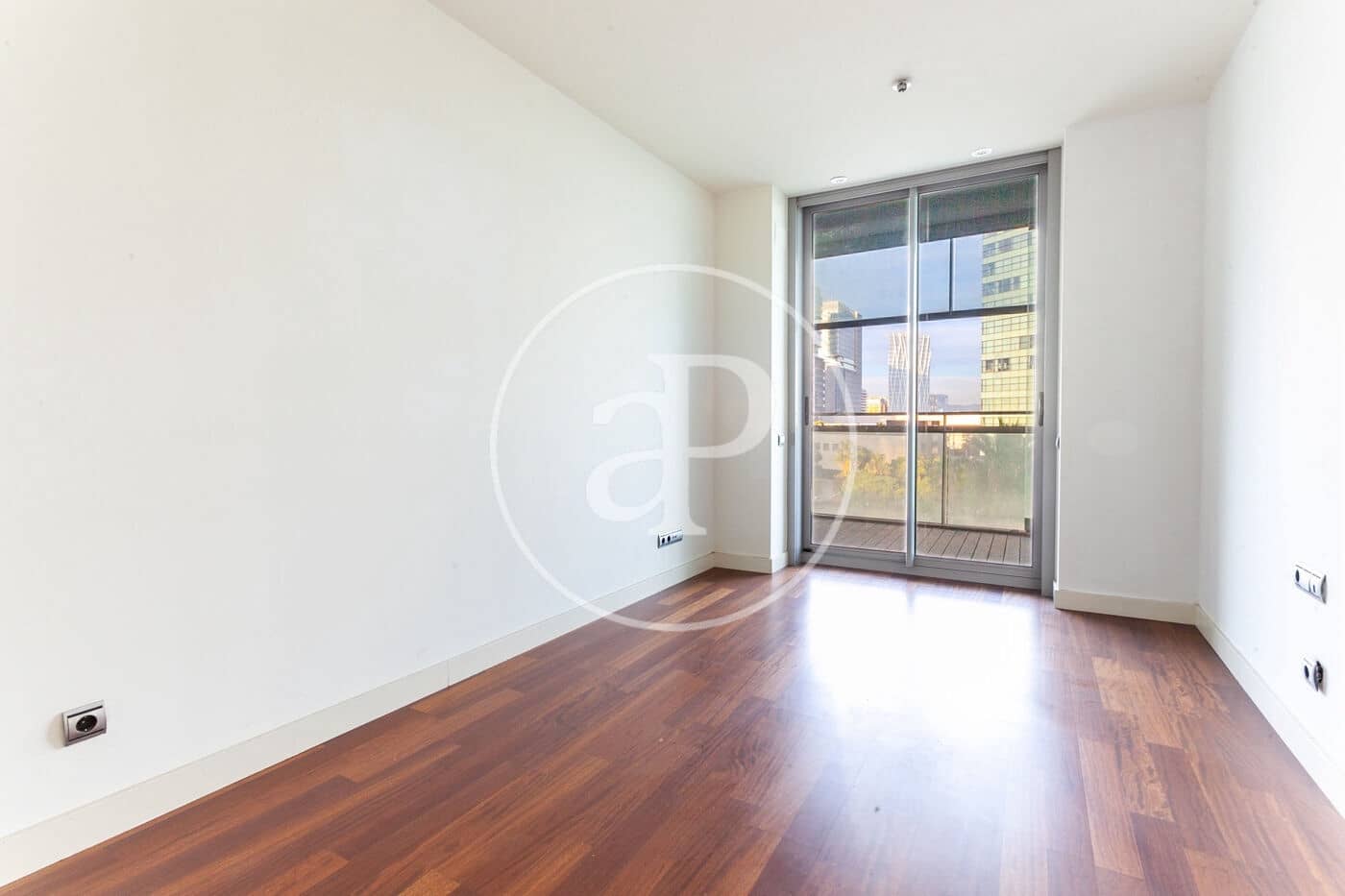 4 sypialnia Apartament na sprzedaż w Miasto Barcelona z basenem - 1 460 000 € (Ref: 9126110)