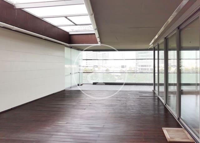 4 bedroom Apartment for sale in Diagonal Mar i El Front Marítim del Poblenou, Barcelona city with pool - € 1,460,000 (Ref: 9126110)