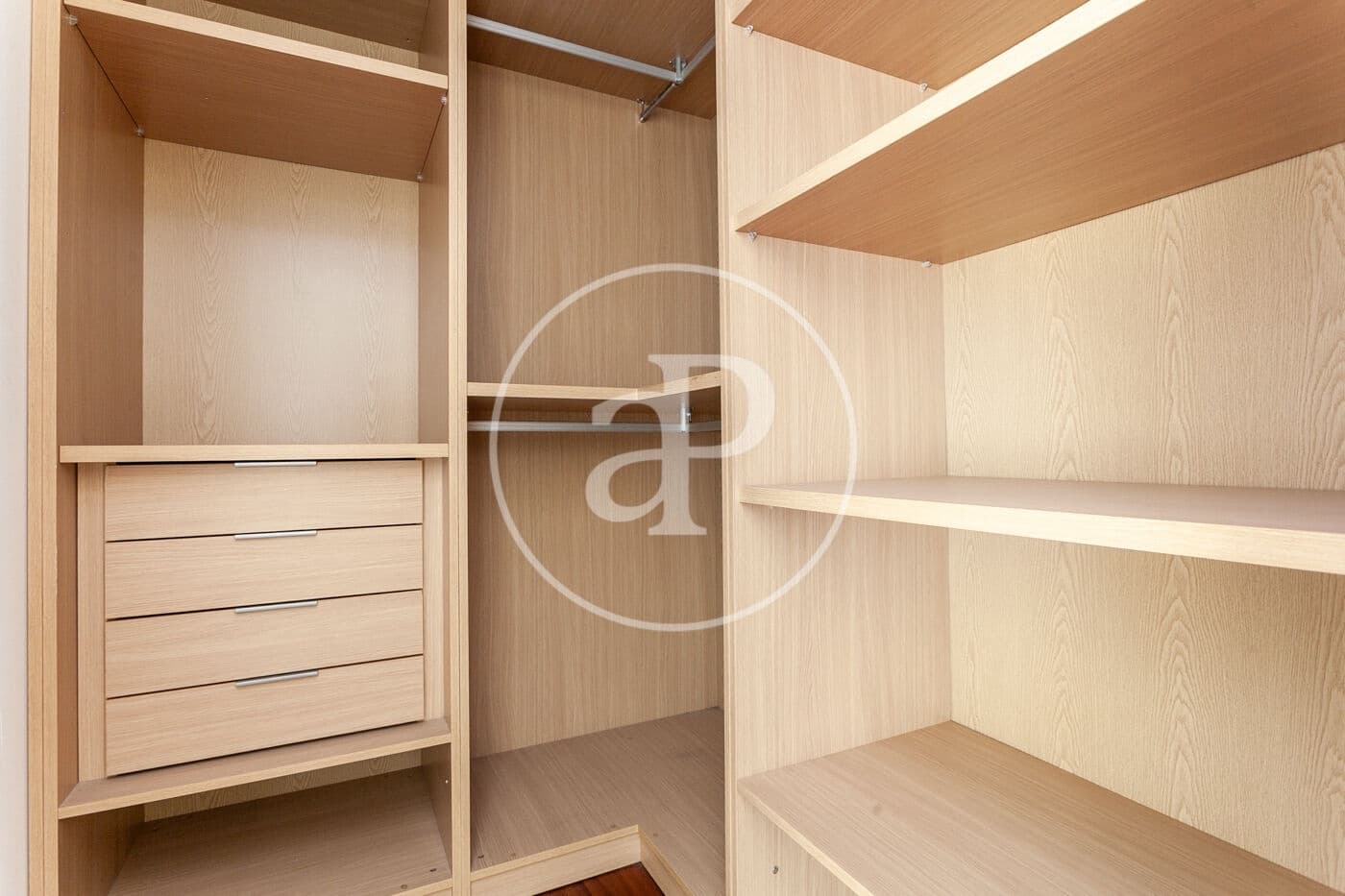 4 sypialnia Apartament na sprzedaż w Miasto Barcelona z basenem - 1 460 000 € (Ref: 9126110)