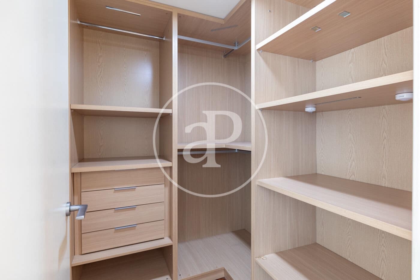 4 soverom Leilighet til salgs i Barcelona by med svømmebasseng - € 1 460 000 (Ref: 9126110)