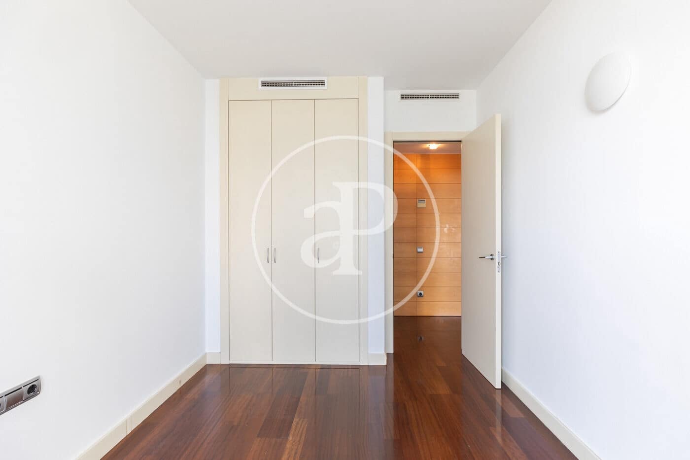 4 soverom Leilighet til salgs i Barcelona by med svømmebasseng - € 1 460 000 (Ref: 9126110)