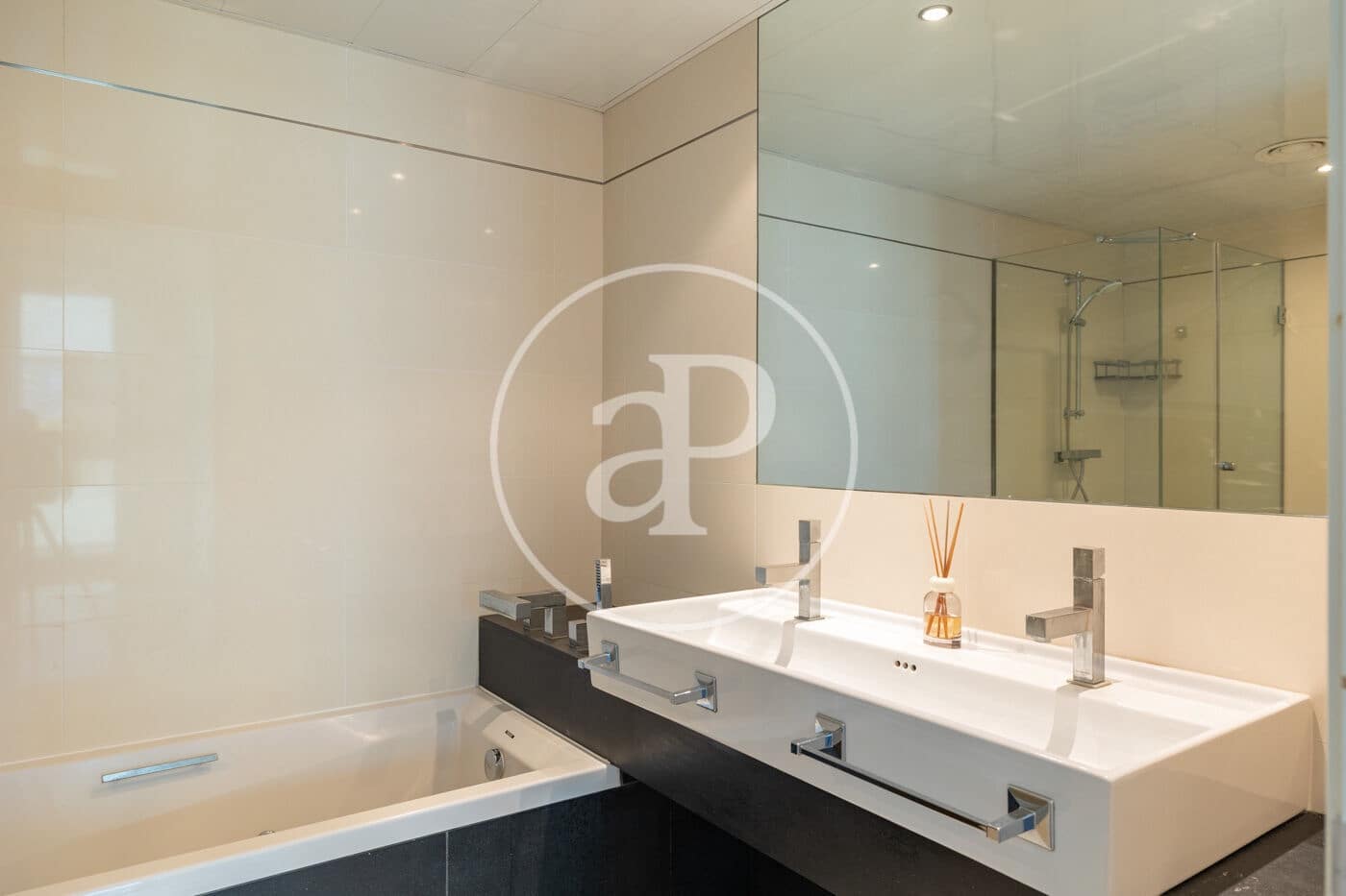 4 soverom Leilighet til salgs i Barcelona by med svømmebasseng - € 1 460 000 (Ref: 9126110)