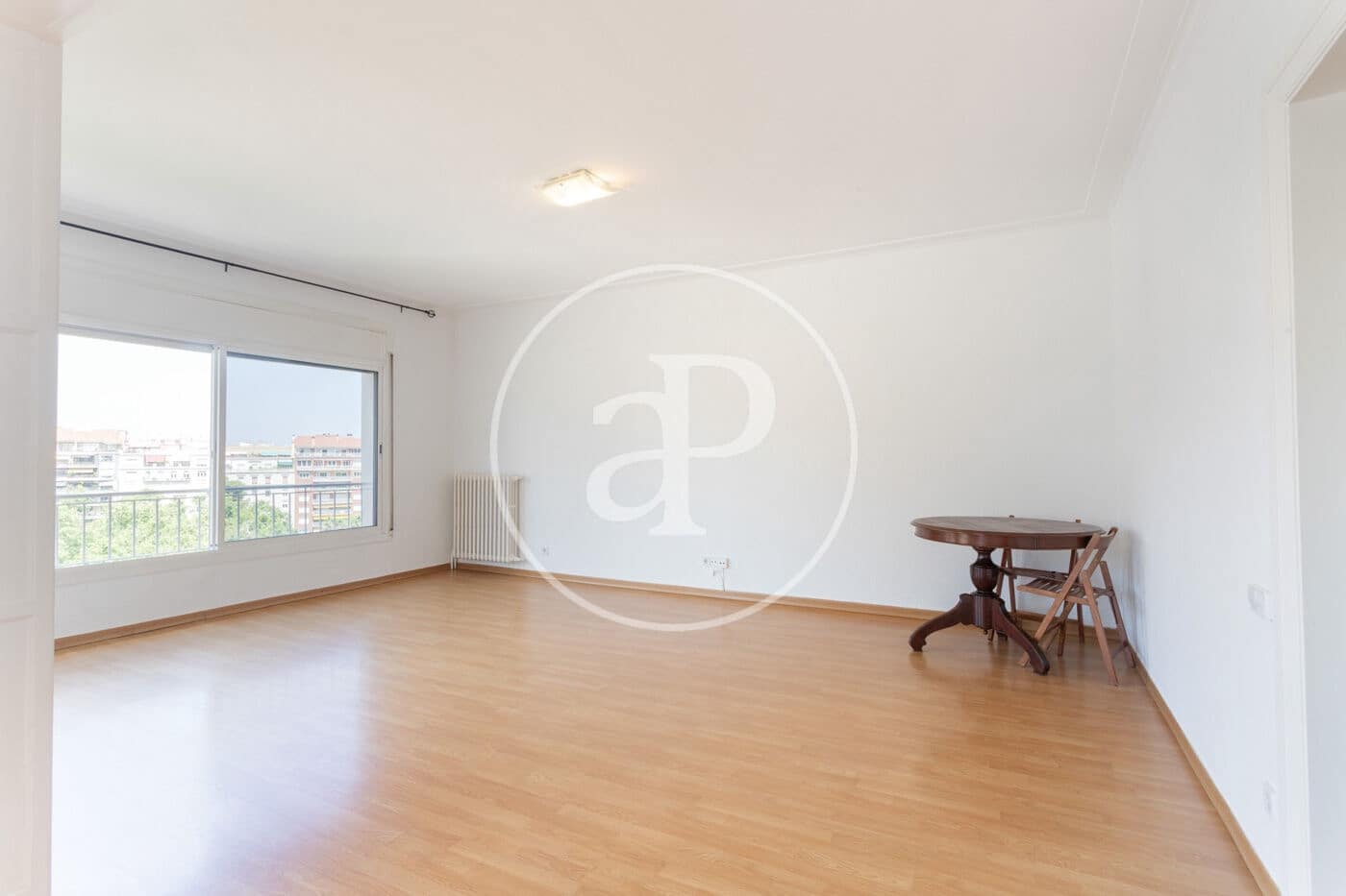 6 slaapkamer Appartement te huur in Barcelona stad - € 6.300 (Ref: 9129961)