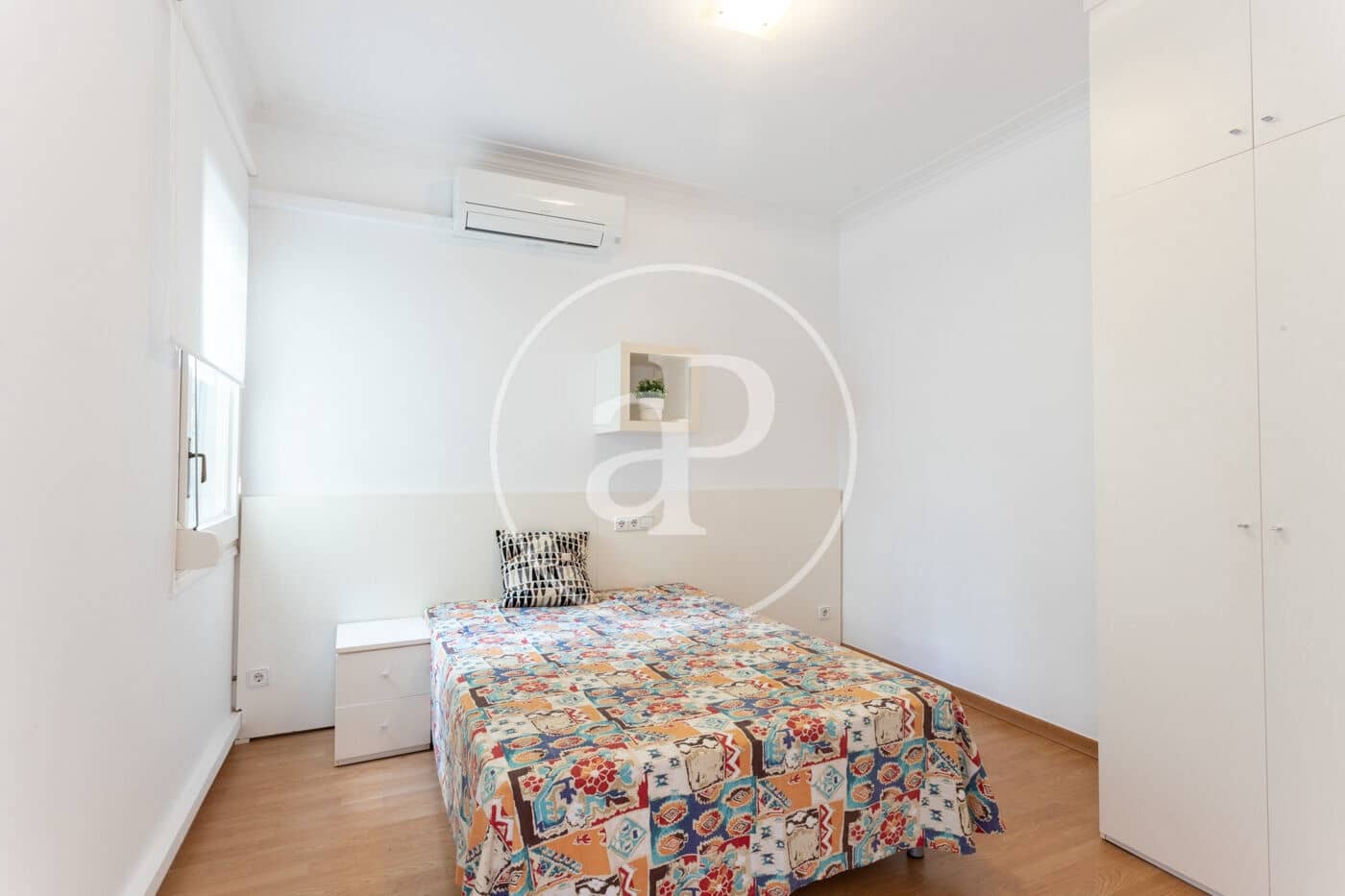 6 slaapkamer Appartement te huur in Barcelona stad - € 6.300 (Ref: 9129961)