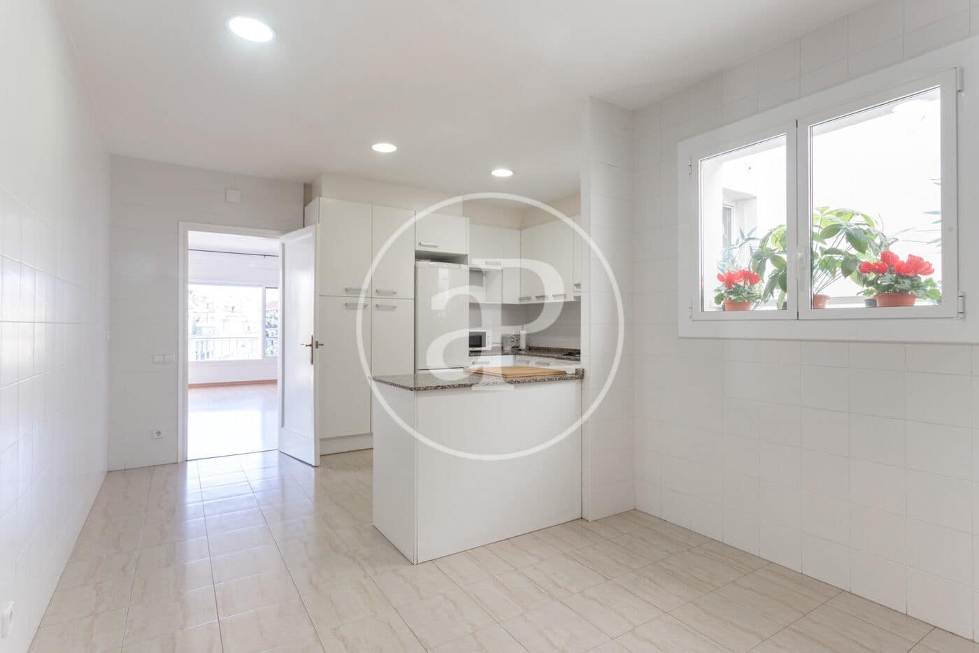 6 slaapkamer Appartement te huur in Barcelona stad - € 6.300 (Ref: 9129961)