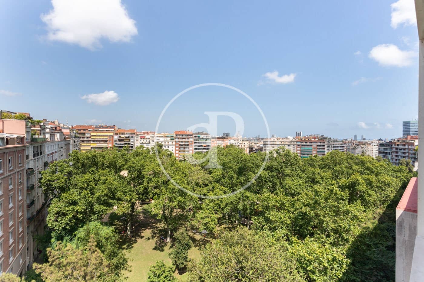 6 slaapkamer Appartement te huur in Barcelona stad - € 6.300 (Ref: 9129961)