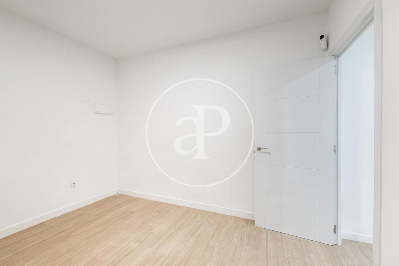 2 soveværelse Lejlighed til salg i Barcelona by - € 223.000 (Ref: 9132615)