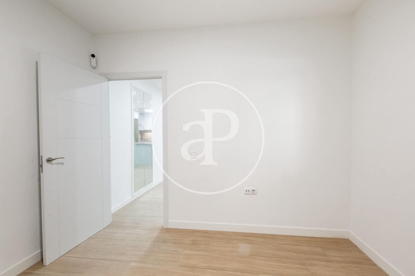 2 soveværelse Lejlighed til salg i Barcelona by - € 223.000 (Ref: 9132615)