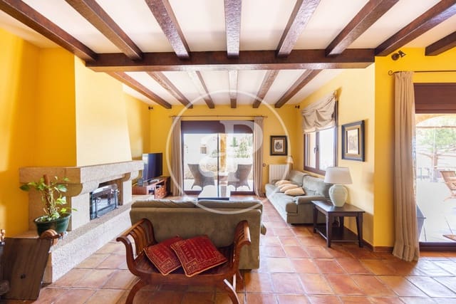 7 chambre Villa/Maison à vendre à Argentona - 998 000 € (Ref: 9137358)