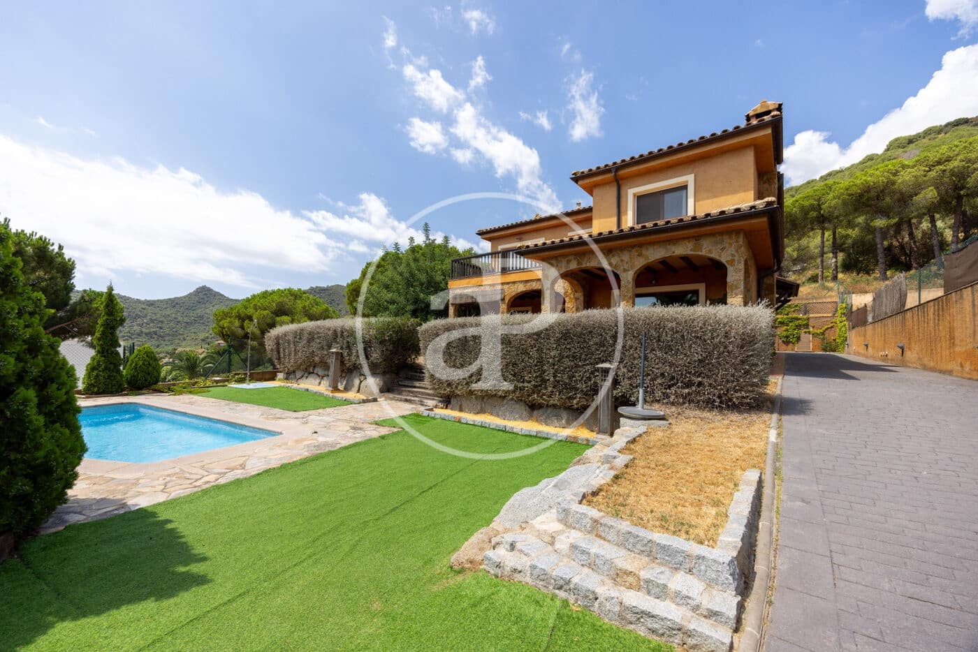 7 soveværelse Villa til salg i Argentona - € 998.000 (Ref: 9137358)