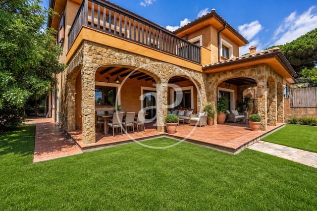 7 bedroom Villa for sale in Argentona - € 998,000 (Ref: 9137358)