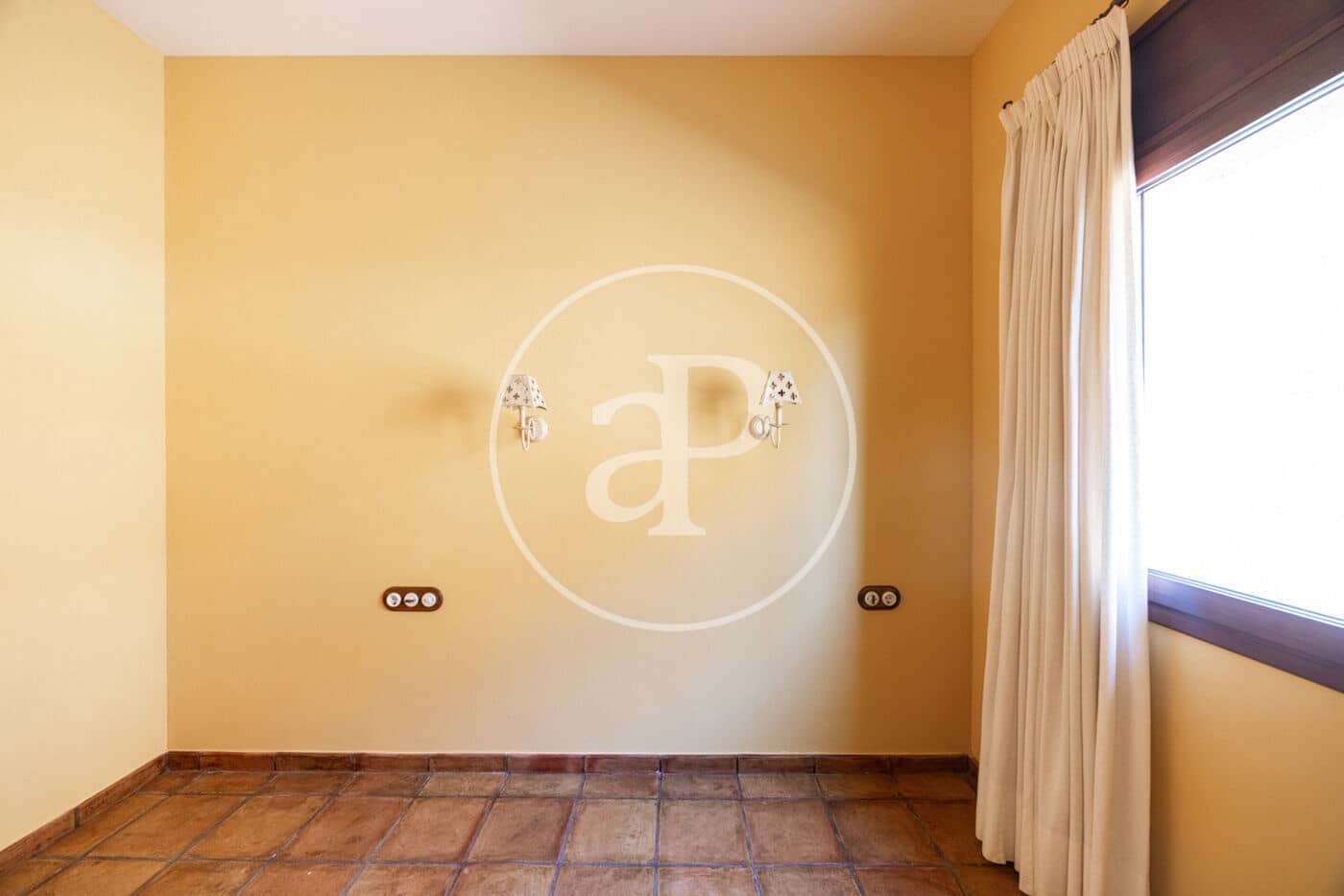 7 bedroom Villa for sale in Argentona - € 998,000 (Ref: 9137358)