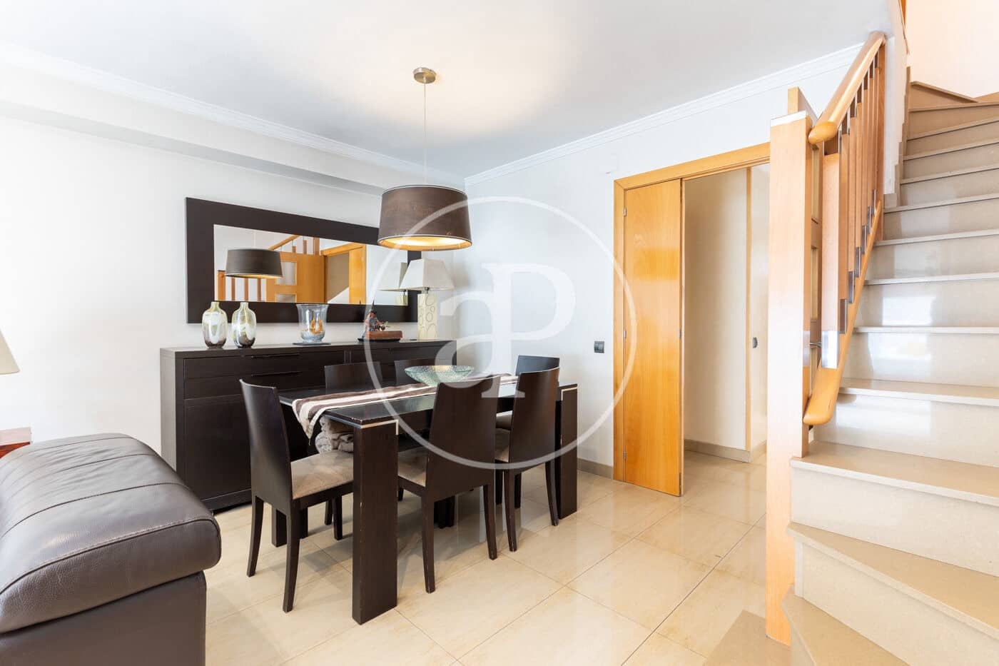 4 soveværelse Villa til salg i Cerdanyola del Valles med swimmingpool - € 630.000 (Ref: 9137359)