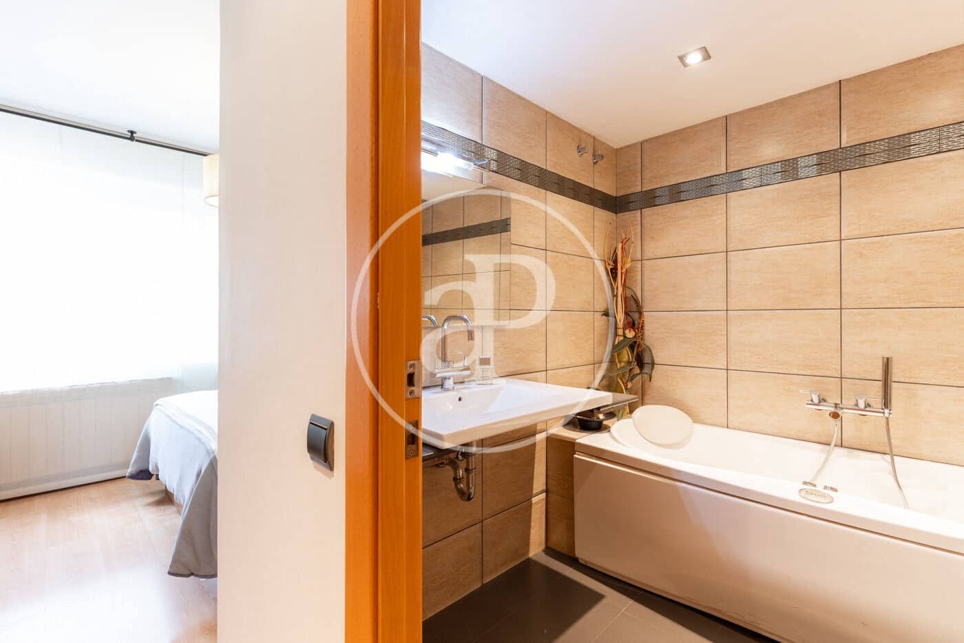 4 soveværelse Villa til salg i Cerdanyola del Valles med swimmingpool - € 630.000 (Ref: 9137359)