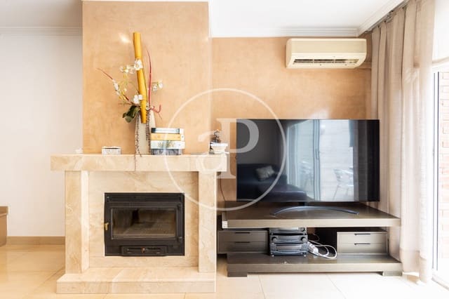 4 sovrum Villa till salu i Cerdanyola del Vallès med pool - 630 000 € (Ref: 9137359)