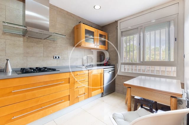 4 sovrum Villa till salu i Cerdanyola del Vallès med pool - 630 000 € (Ref: 9137359)