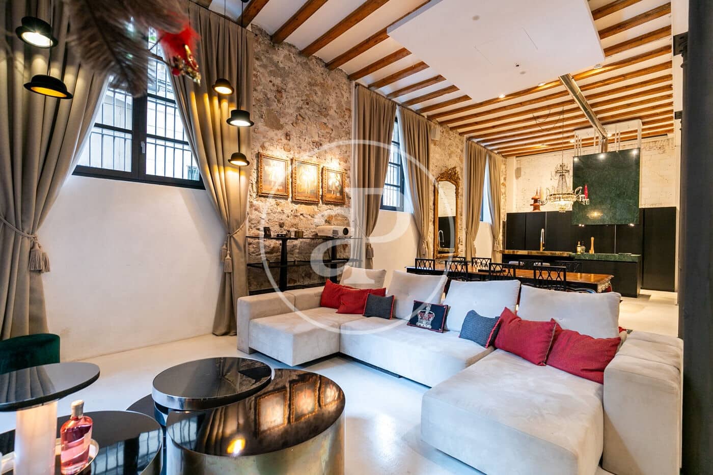 3 slaapkamer Appartement te koop in Barcelona stad - € 1.390.000 (Ref: 9137361)