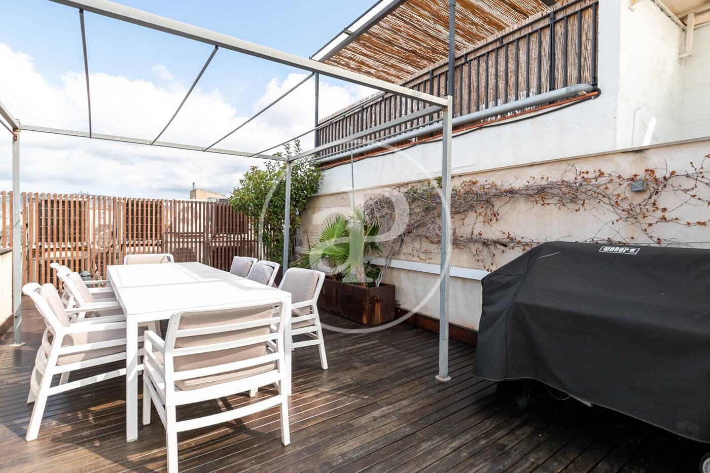 3 slaapkamer Appartement te koop in Barcelona stad - € 1.390.000 (Ref: 9137361)