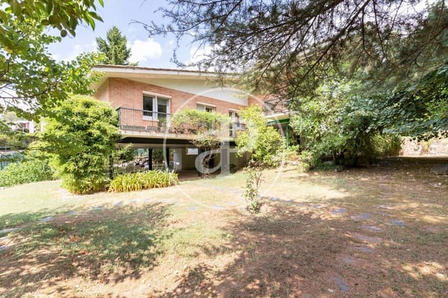 5 makuuhuone Huvila myytävänä paikassa Bellaterra, Cerdanyola del Vallès - 1 050 000 € (Ref: 9137363)