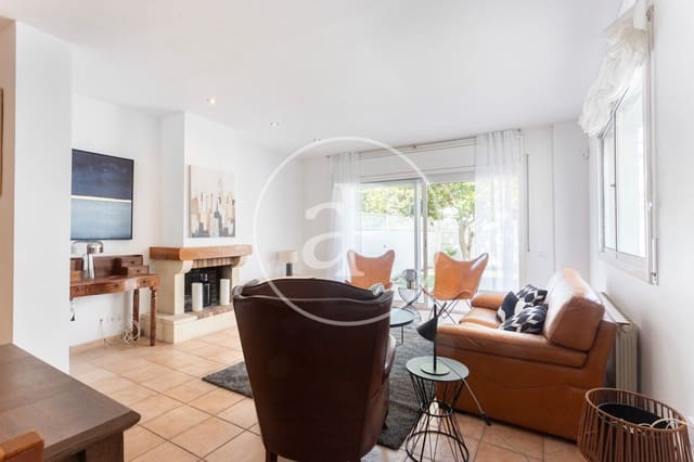4 soveværelse Villa til leje i Sant Pere de Ribes - € 2.500 (Ref: 9137365)