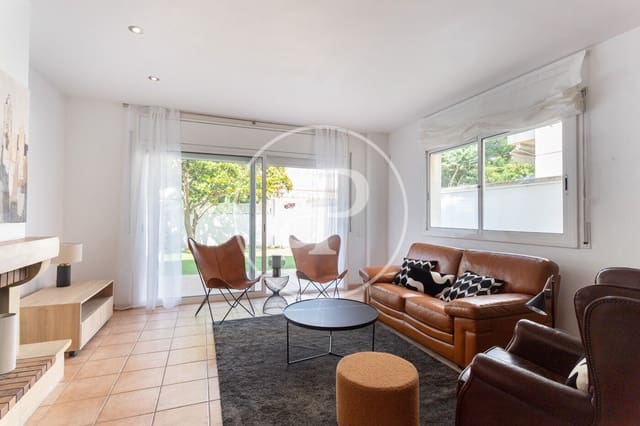 4 soveværelse Villa til leje i Sant Pere de Ribes - € 2.500 (Ref: 9137365)