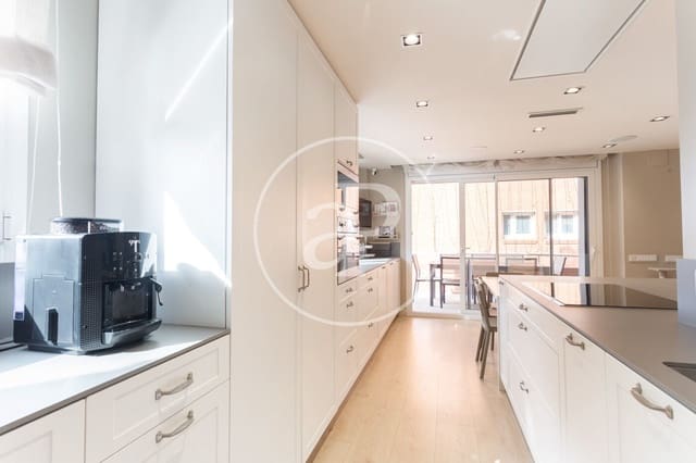 5 soveværelse Lejlighed til leje i Les Tres Torres, Barcelona by med swimmingpool - € 6.500 (Ref: 9137367)