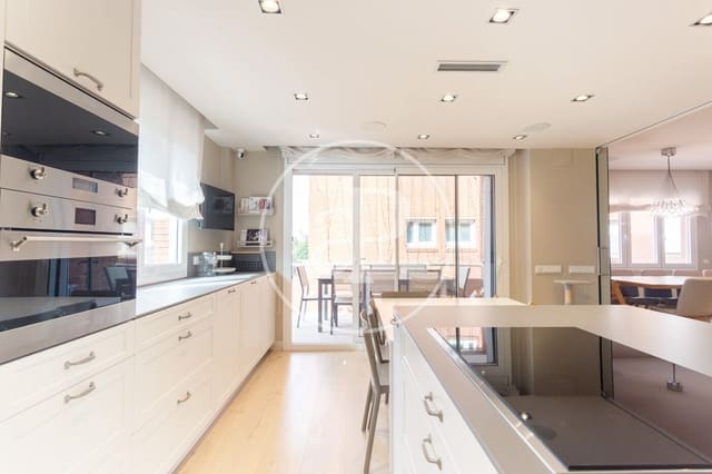 5 soveværelse Lejlighed til leje i Les Tres Torres, Barcelona by med swimmingpool - € 6.500 (Ref: 9137367)